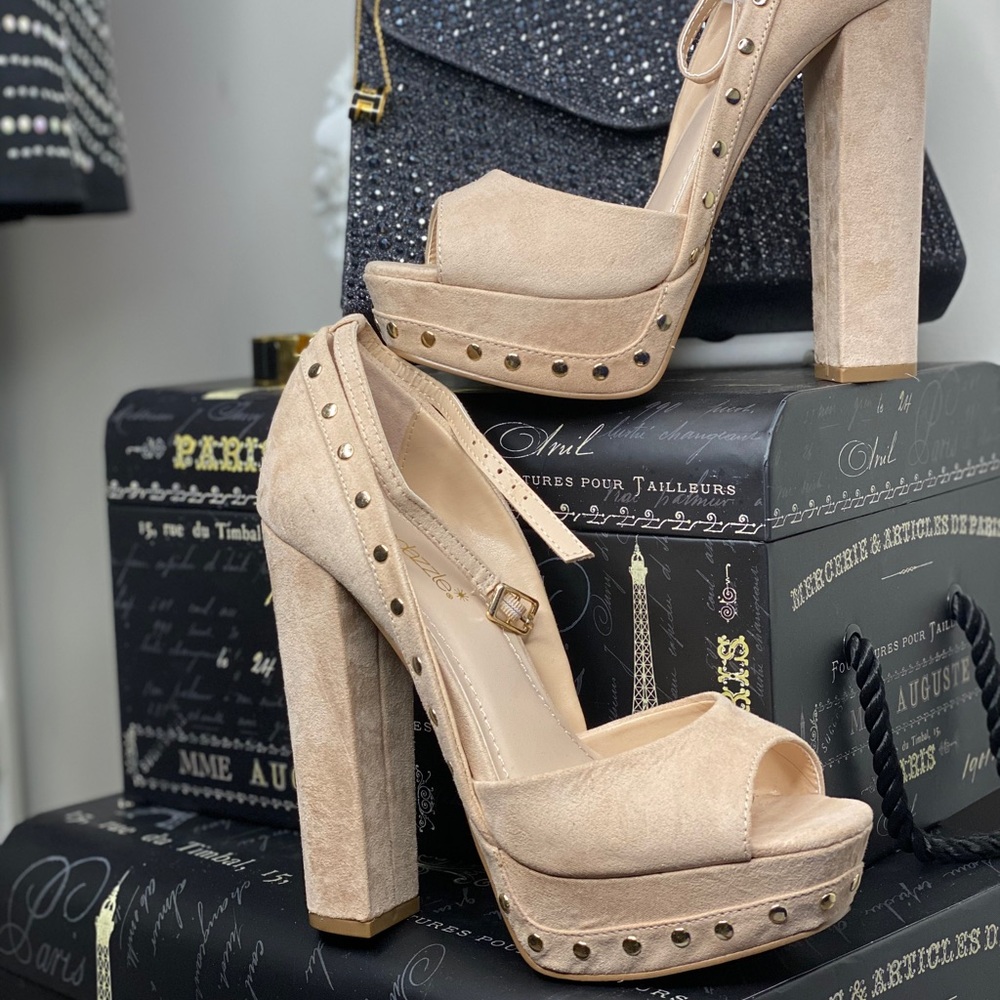 studded platform heel